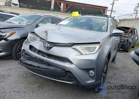 2016 Toyota Rav4 Xle z USA, uszkodzony, nr VIN 2T3WFREV5GW305873